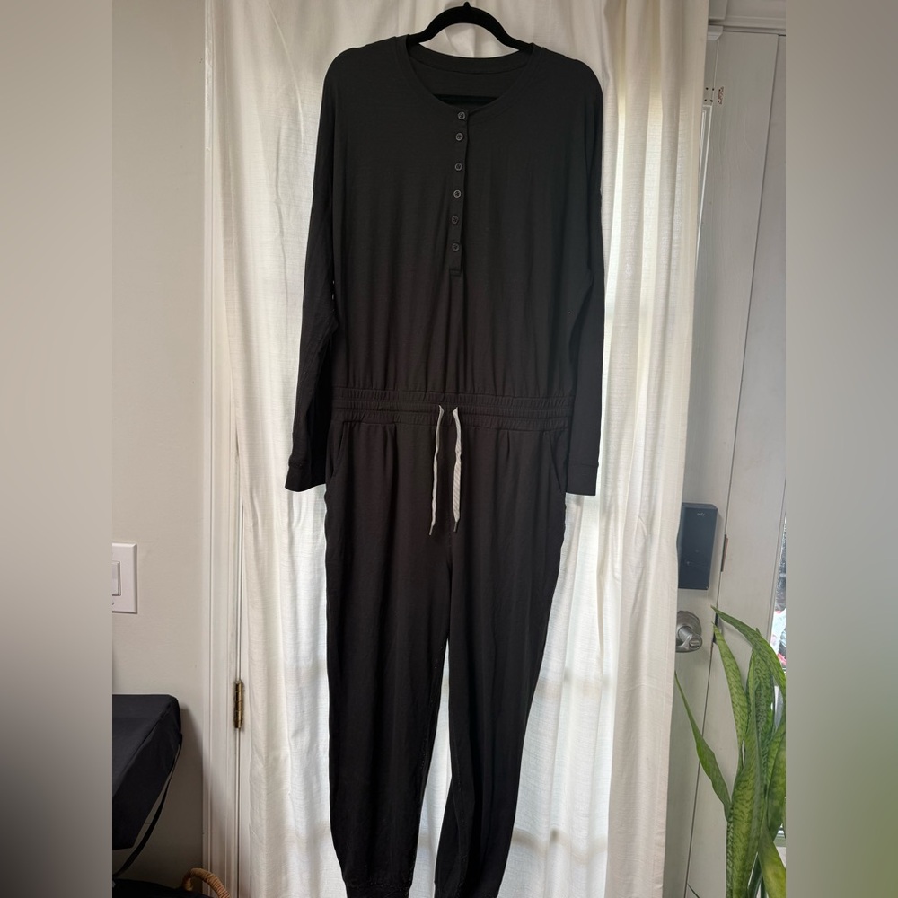 Vuori Black Long-Sleeve Henley Jumpsuit with Drawstring Waist